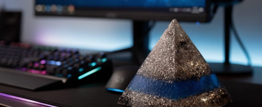 Protección EMF: El papel de las Orgonitas frente a la contaminación electromagnética