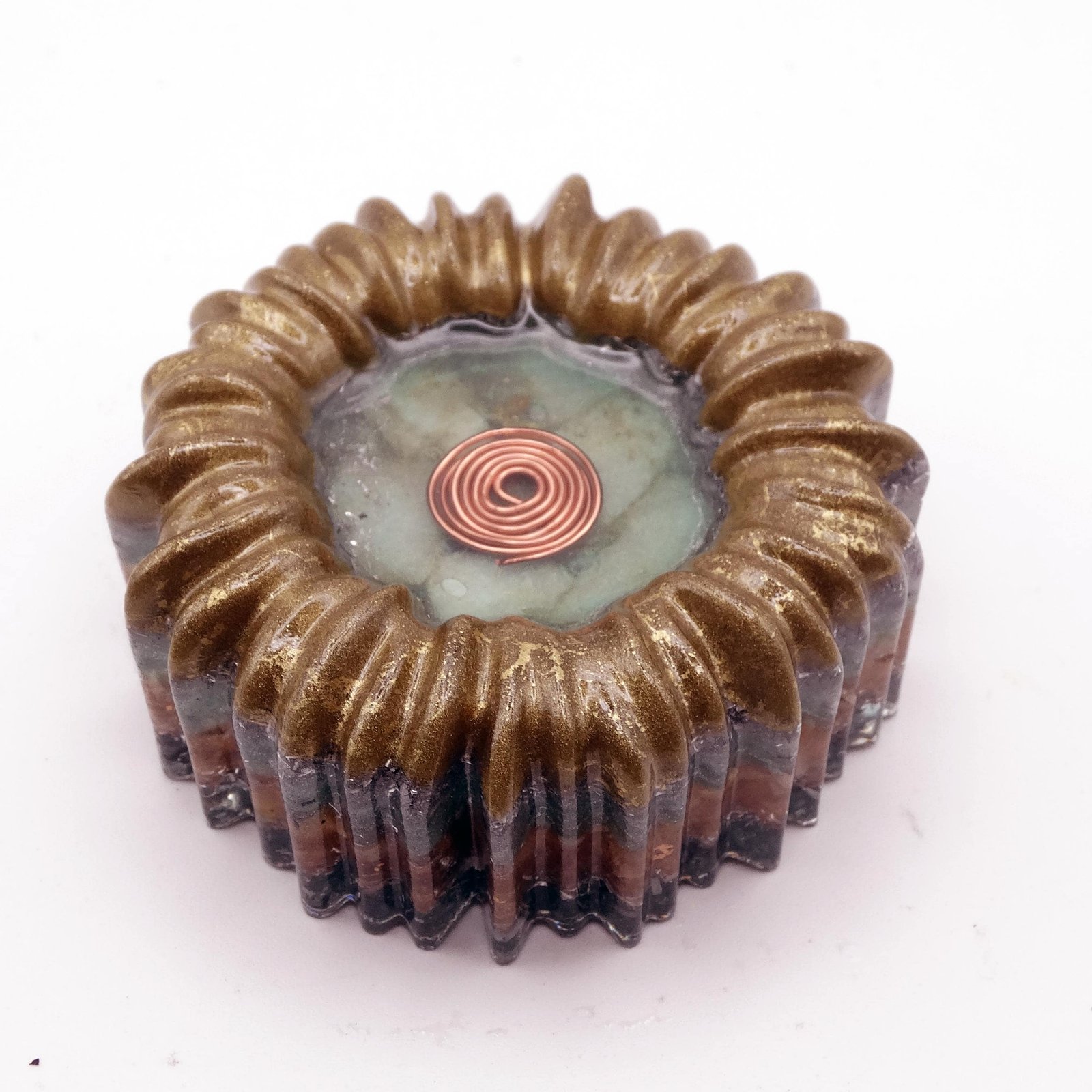 Flor de Orgón Talla M · Oro Metálico y Esmeralda · Espiral Cobre · Generador Orgón · Fórmula Welz - Image 3
